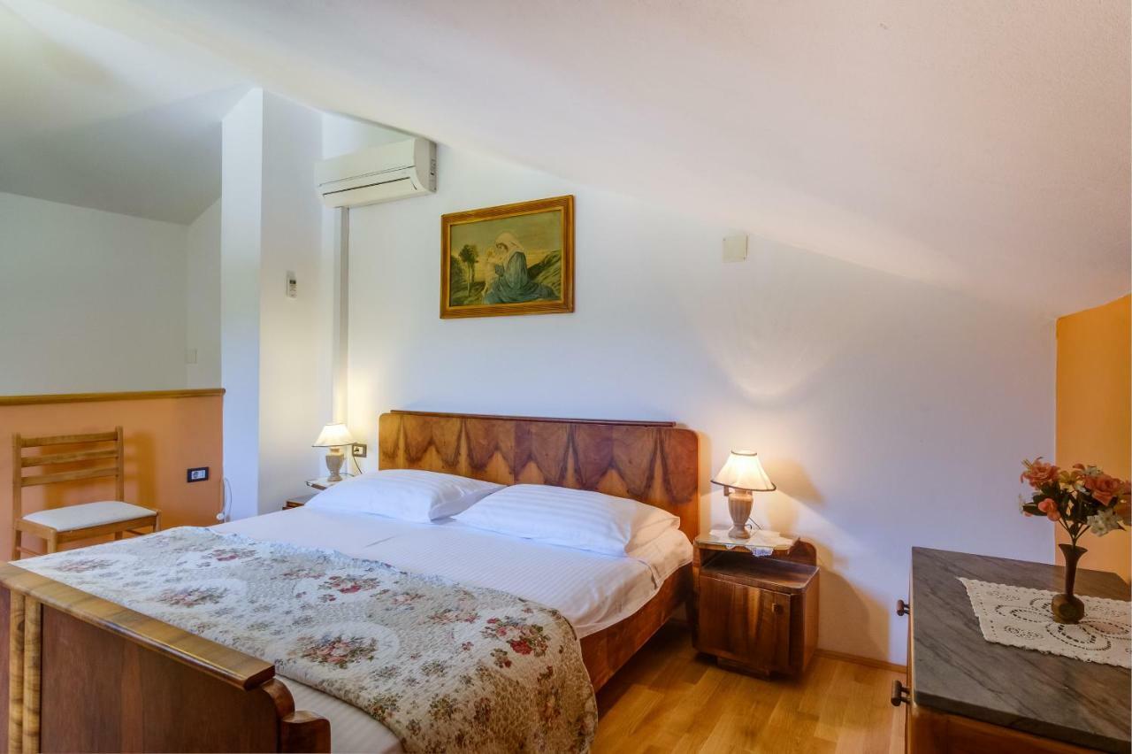 Apartmani Zorica Martinscica (Cres) Exterior foto