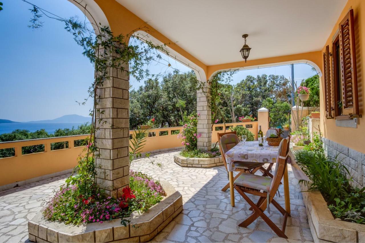 Apartmani Zorica Martinscica (Cres) Exterior foto
