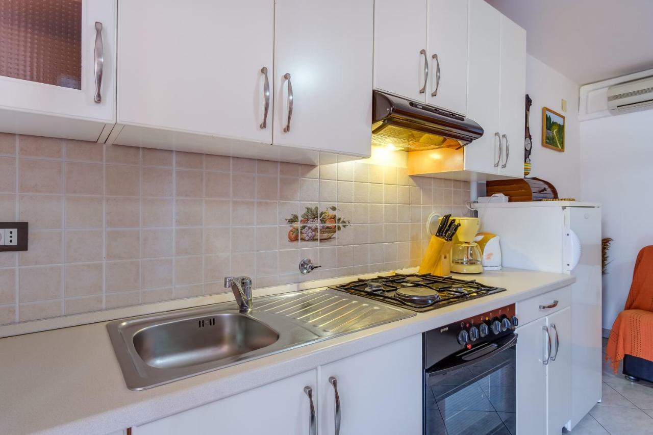 Apartmani Zorica Martinscica (Cres) Exterior foto